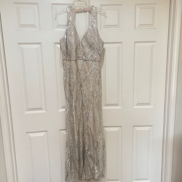 R & M Richards Sleeveless Two Tone Sequin Formal Gown wedding guest size 12 SPO - Picture 2 of 12